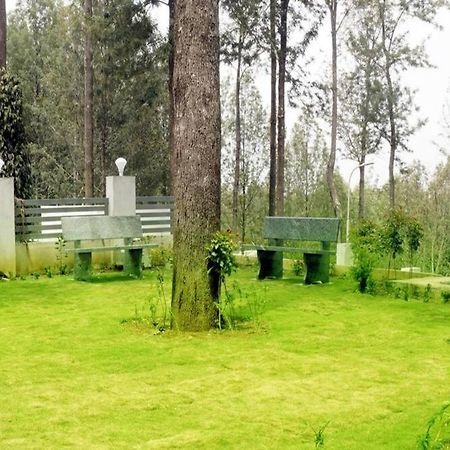 Gv Resorts- Mountain To Cherish Yercaud Eksteriør billede